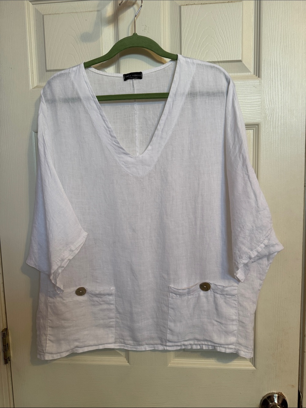 Unbranded White Linen V-Neck Relaxed Tunic with Front Pockets